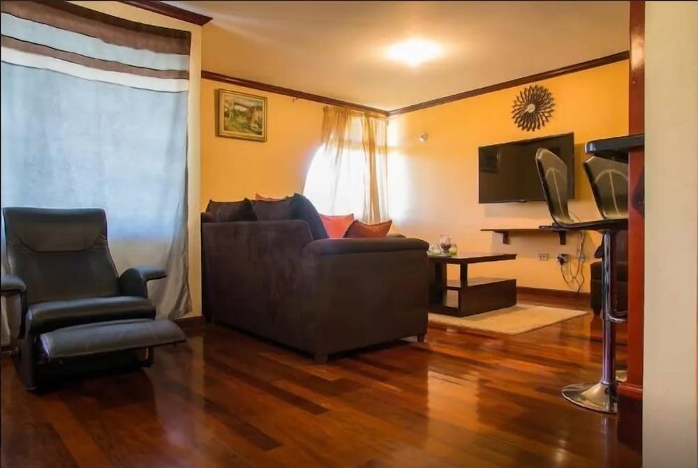New Kingston Guest Apt At Dorchester 16/32