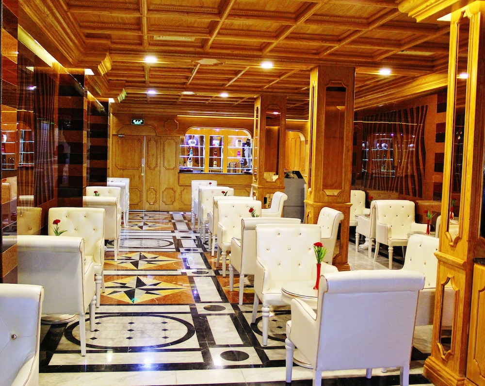 Bahrain International Hotel 33/42