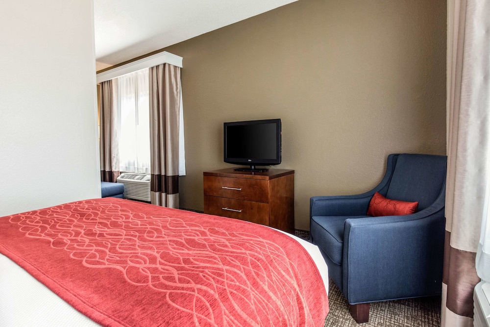 Comfort Inn La Porte, IN 6/26