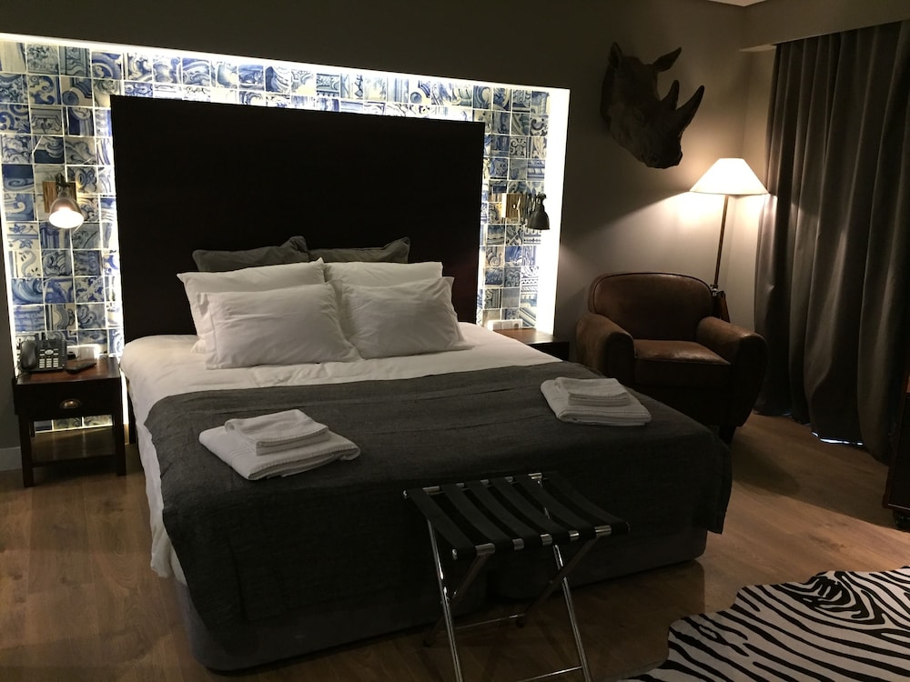 Dalma Old Town Suites 62/72