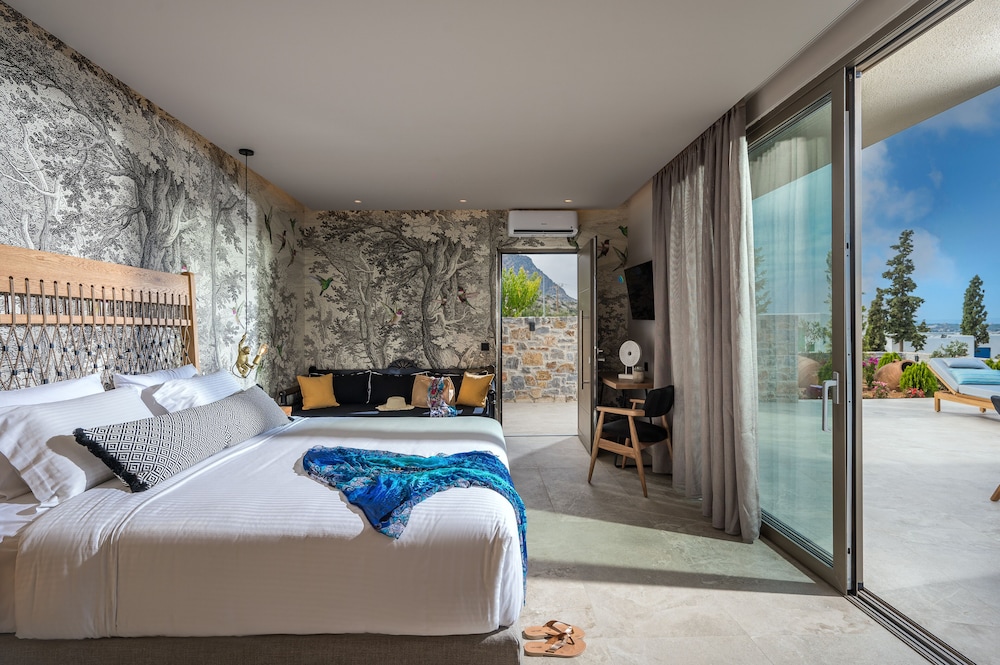 Grace Villas Collection Adult Only 18 + 69/149
