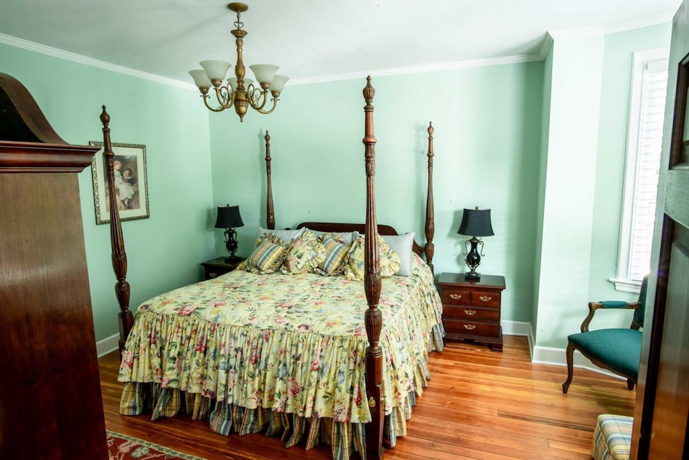 Valparaiso Inn Bed & Breakfast 15/39