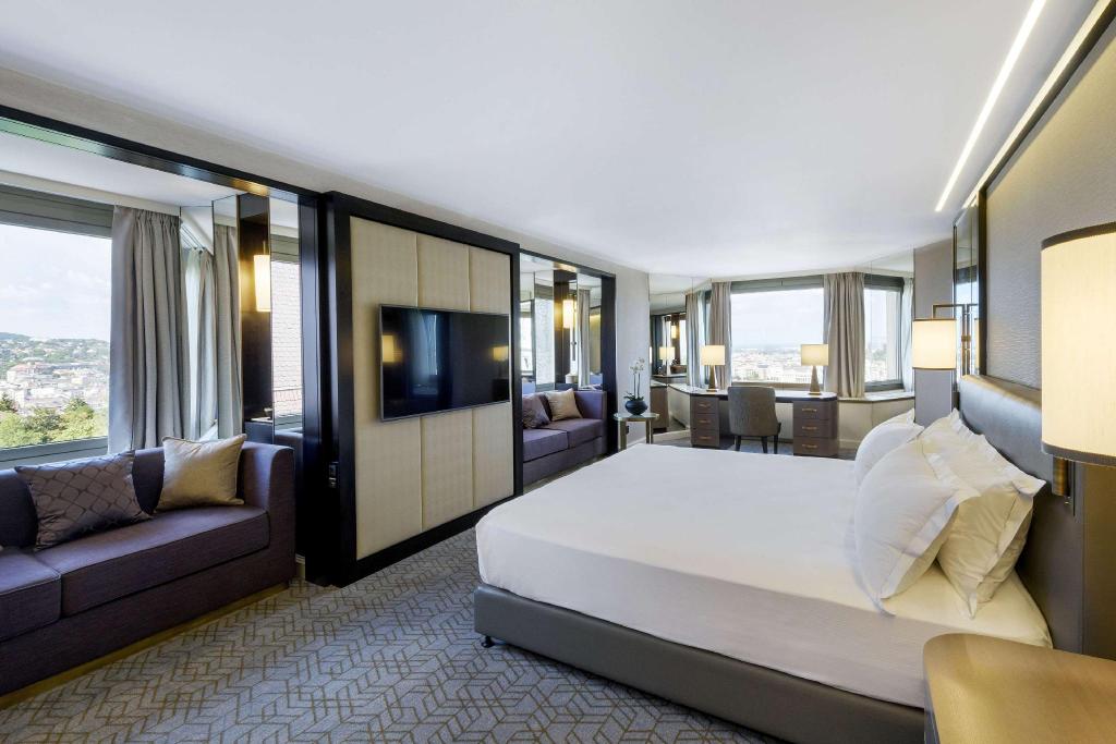 PRESIDENTIAL, SUITE, RIVER VIEW