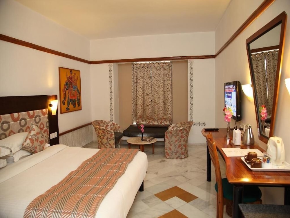 Paras Mahal 23/62
