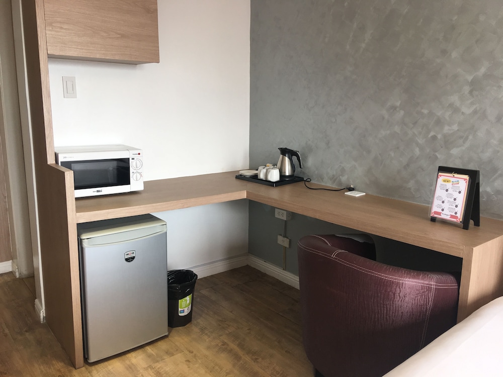 Regency Grand Suites 53/66