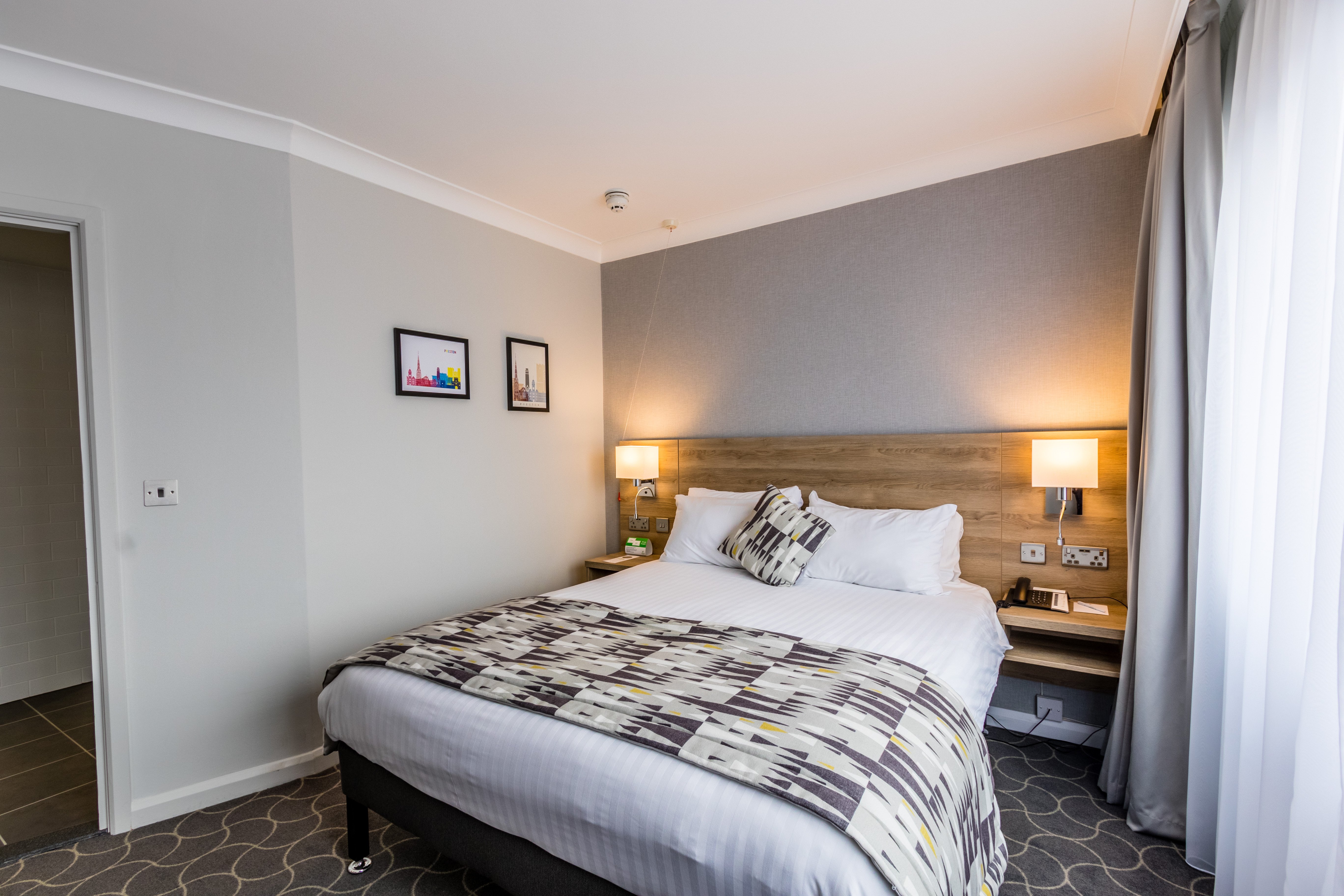 Holiday Inn Preston 24/72