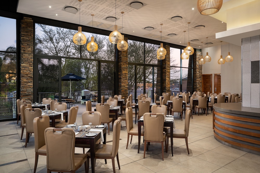 PREMIER HOTEL MIDRAND 50/67