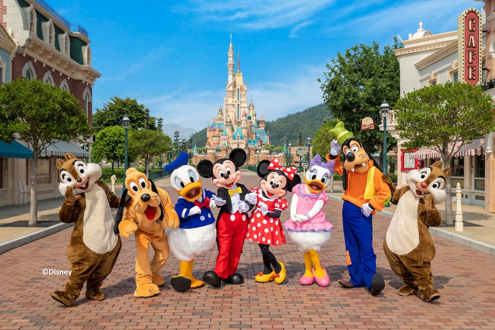 Hong Kong Disneyland Hotel 62/71