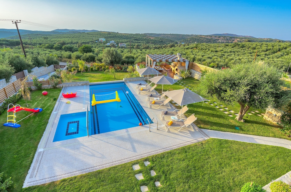 Olive Garden Villas 34/50