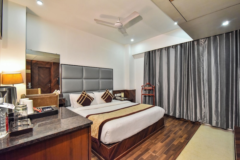 Hotel Sawera Grand 15/46