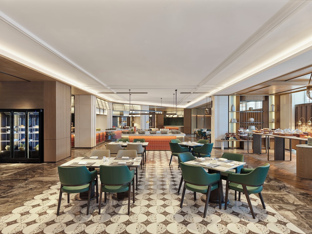 restaurant cafeteria