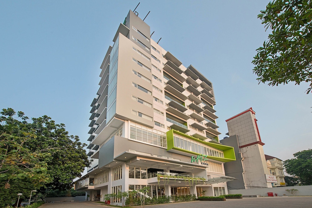 Whiz Prime Kelapa Gading 5/71