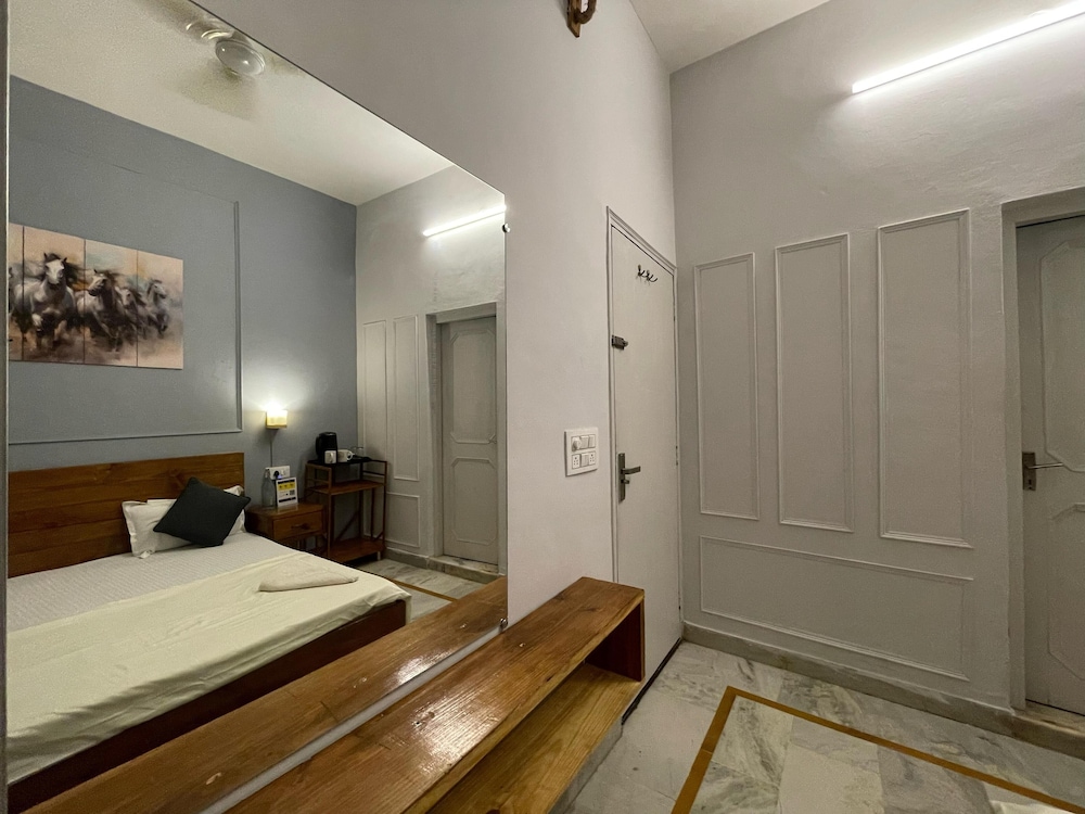 Bunk Stay Rishikesh 16/43