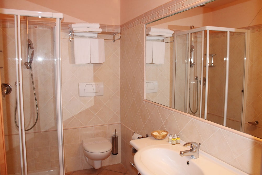 Loano 2 Village Residence Hotel 50/50
