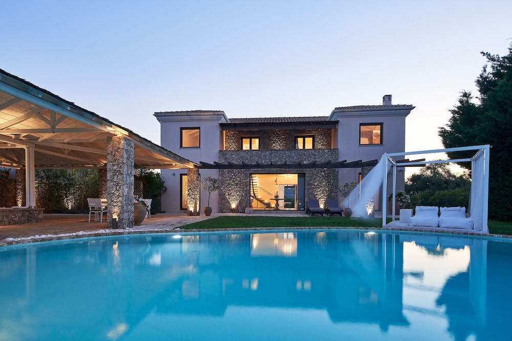 Luxury Villa Piedra 1/26