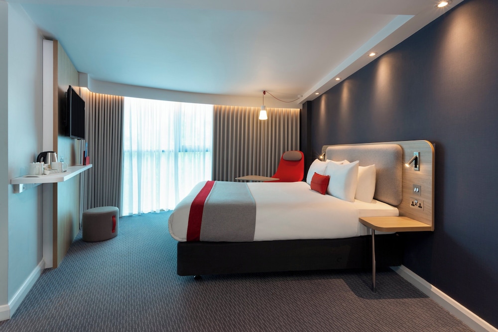 Holiday Inn Express Southampton M27 Junction 7 14/50