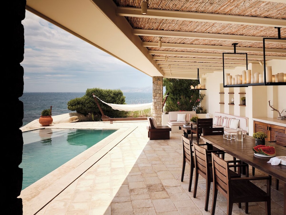 Belvedere Waterfront Villa and Suites 14/49