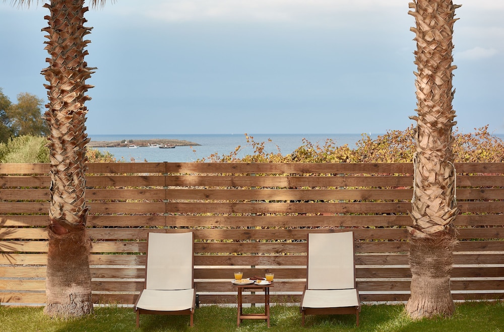 Sea View Hotel Apartments 43/50