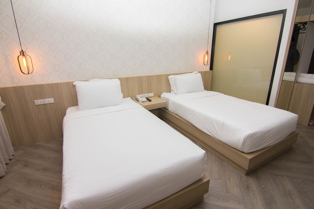 168 Studio Hotel Ubon Ratchathani 21/48