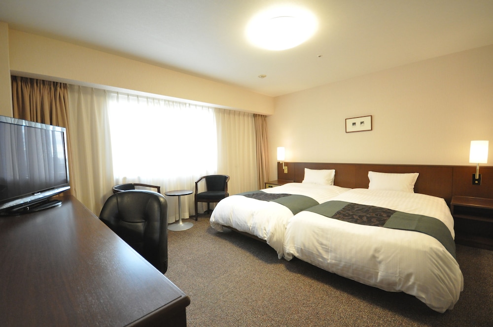 ROOM, TWIN BEDS, SMOKING