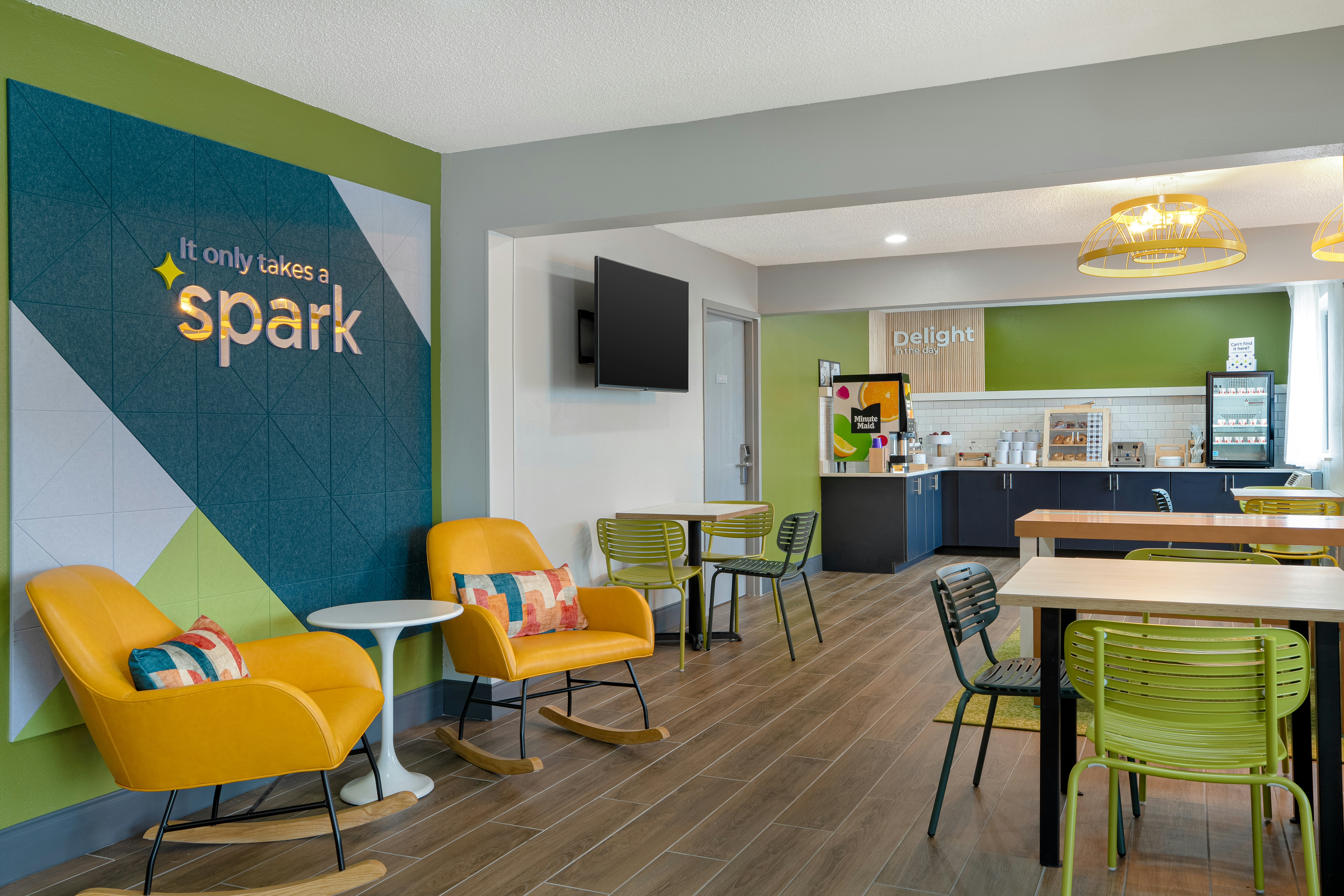 Spark by Hilton Carlisle South 15/22