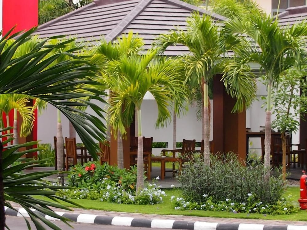 The Victoria Hotel Yogyakarta 11/62
