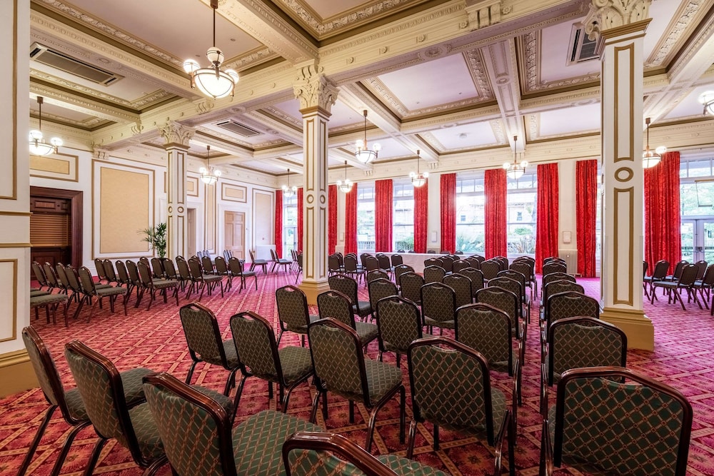 Cedar Court Hotel Harrogate 55/59