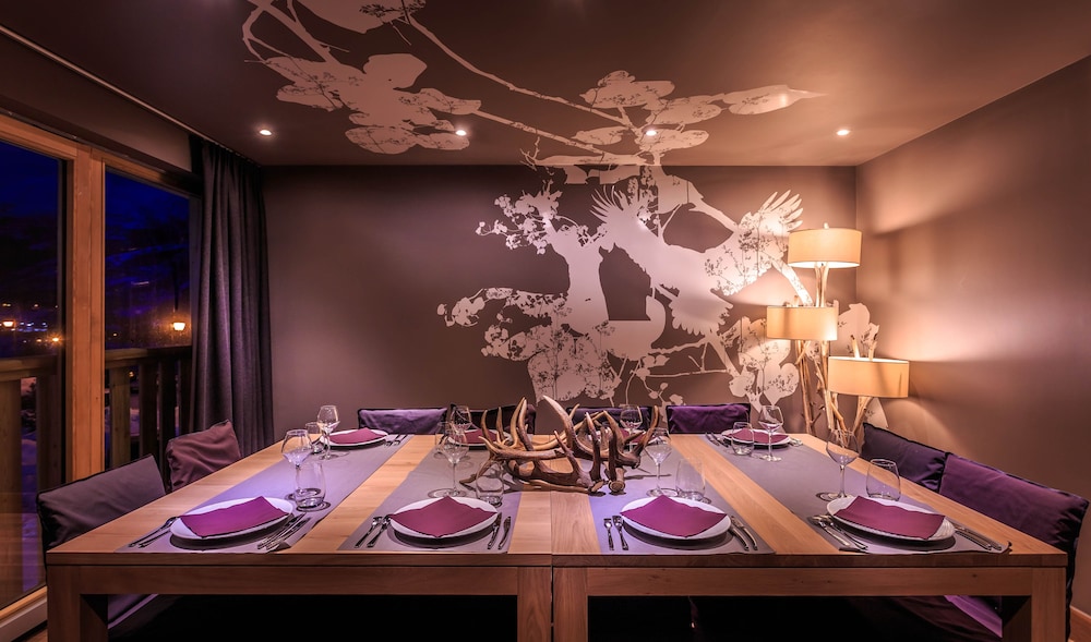LE GRAND AIGLE HOTEL 38/50