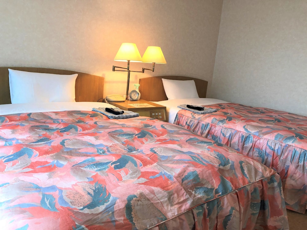 Urban Hotel Sanko 8/25