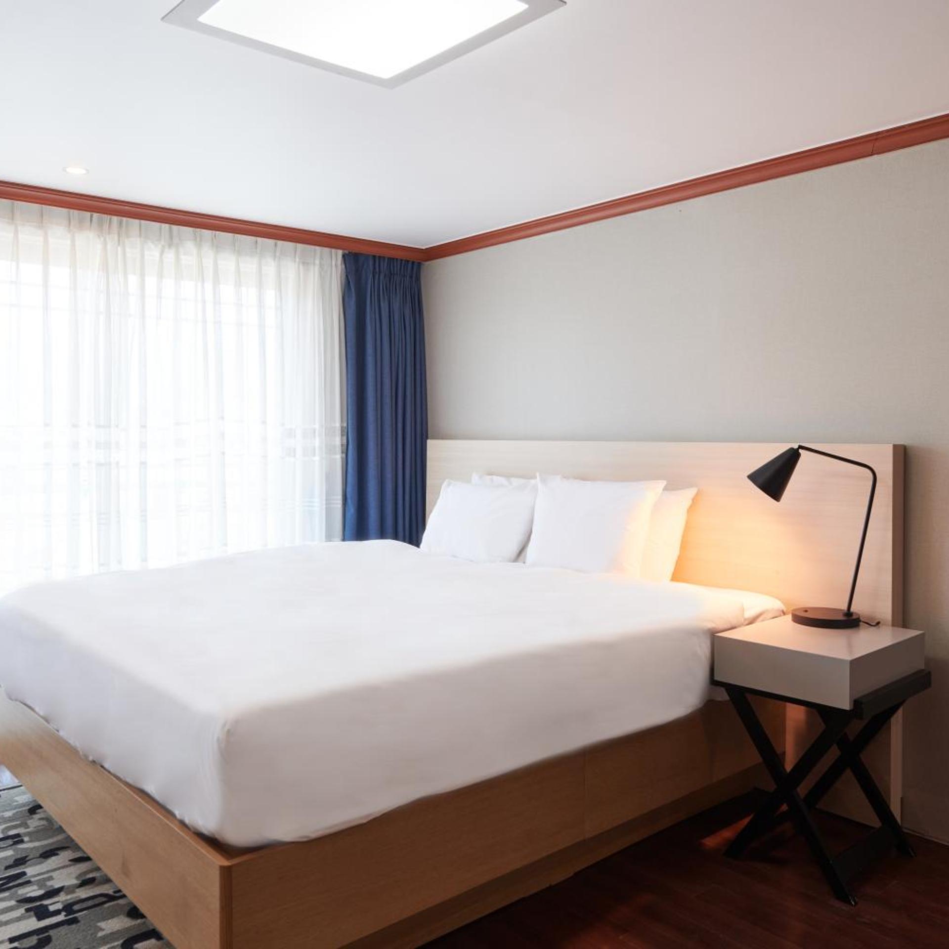 Deluxe, Double Bed