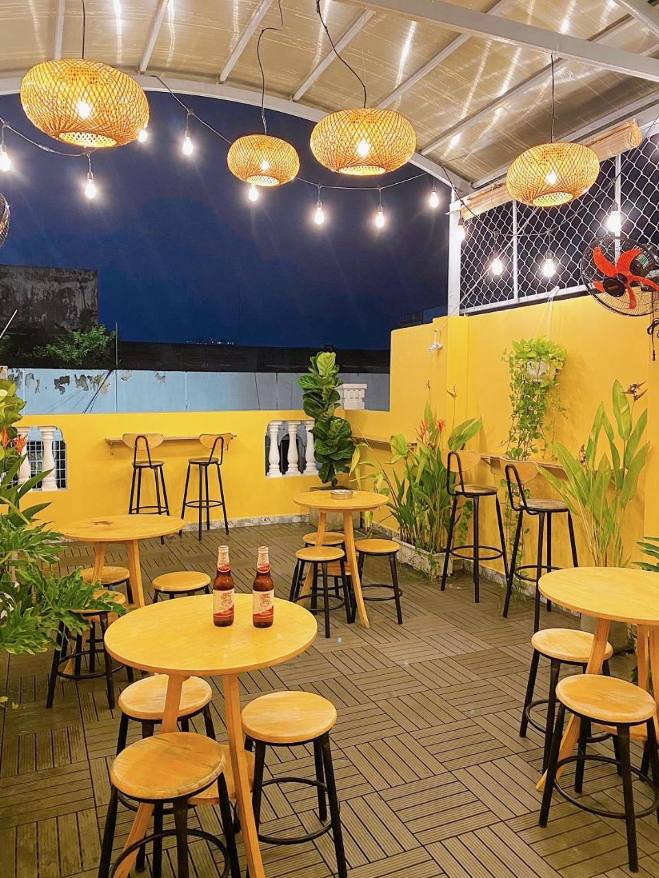 Saigon Authentic Hostel - City Walk, Cooking Class, Food Tour, Breakfast, Gym, Rooftop 29/35