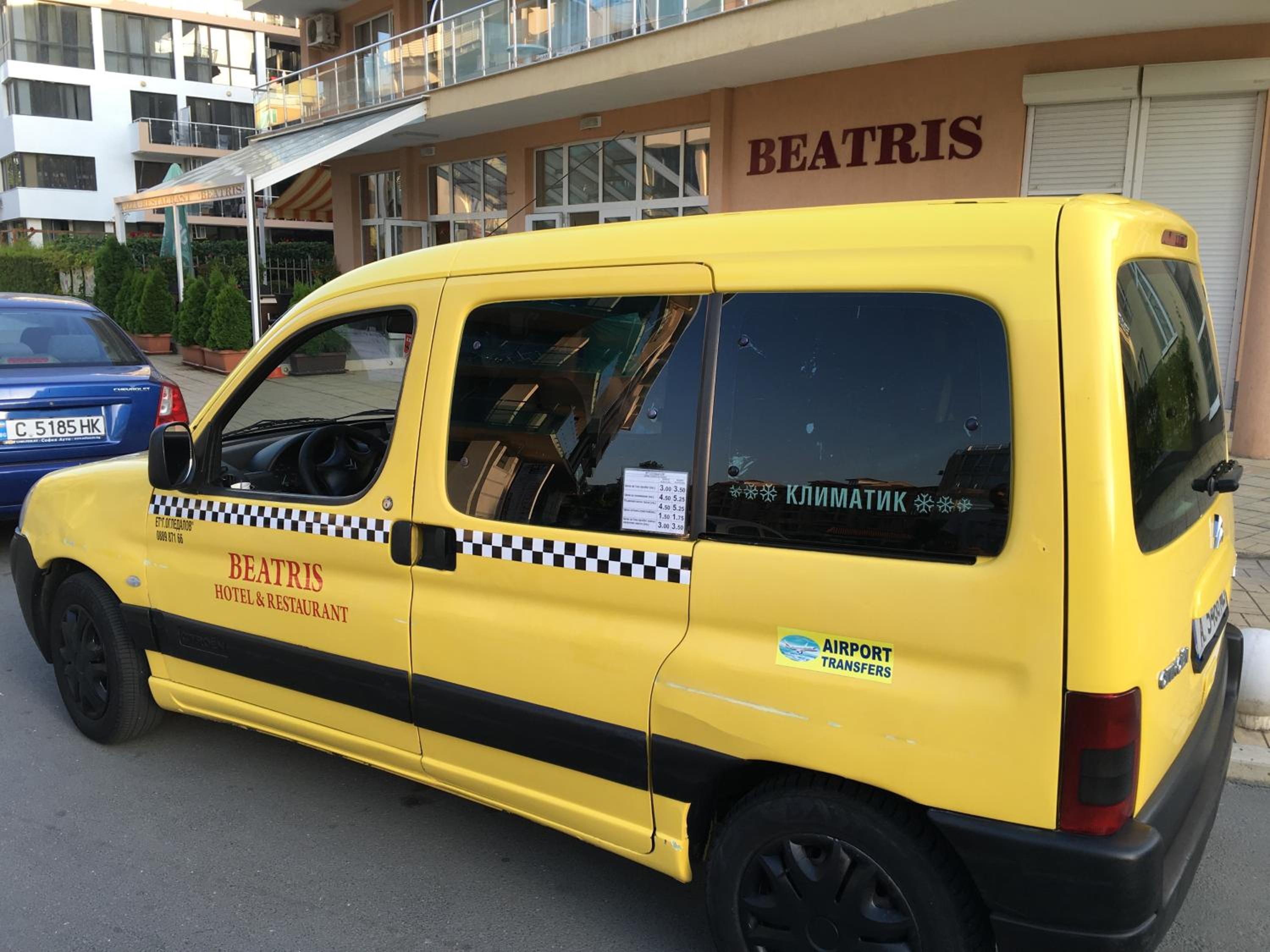 Beatris Family Hotel 8/53