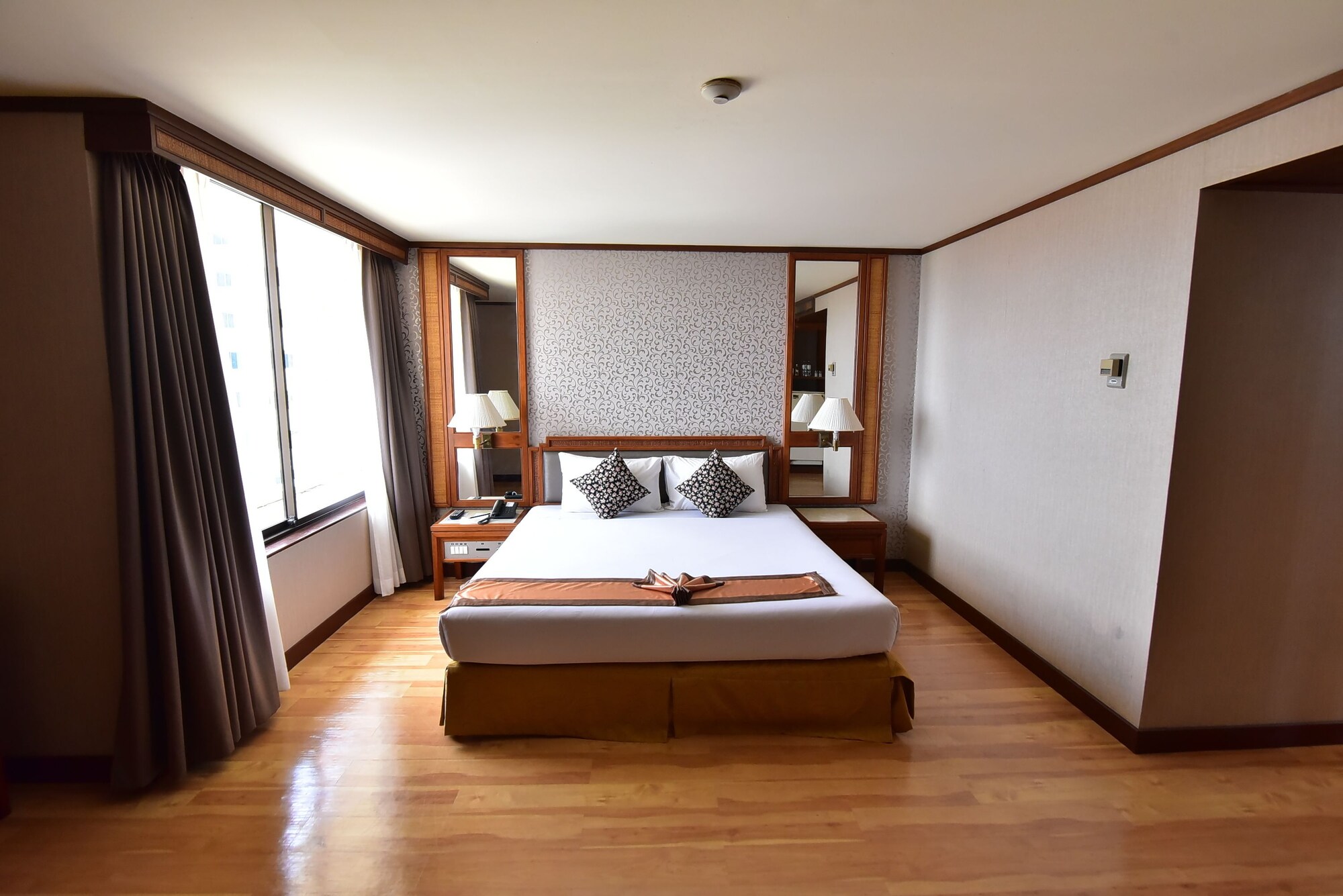 PREMIER, DOUBLE BED