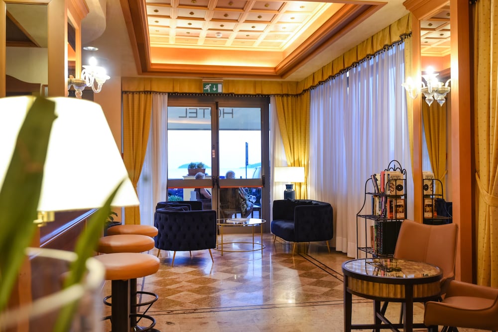 Hotel Florida Lerici 44/64