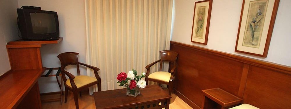 Hotel Alba 21/28