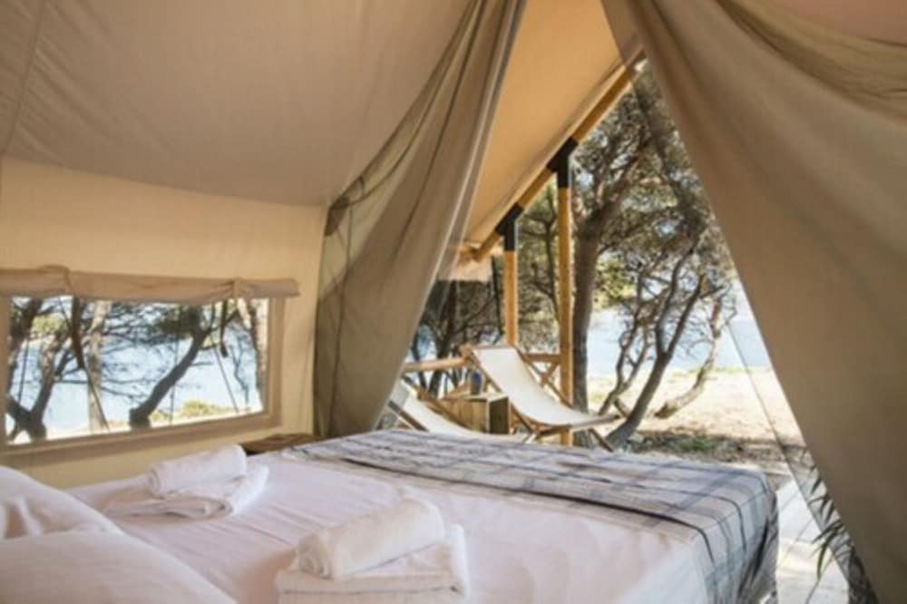 Forest, Lodge, Double Bed, Sea View
