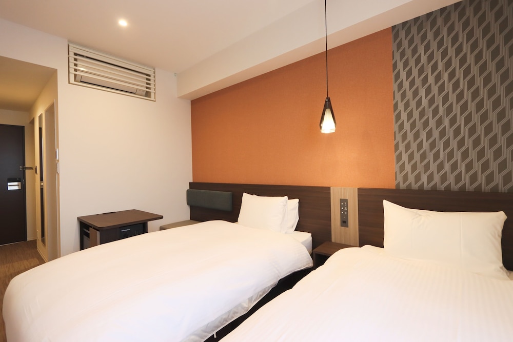 SUPERIOR, TWIN BEDS