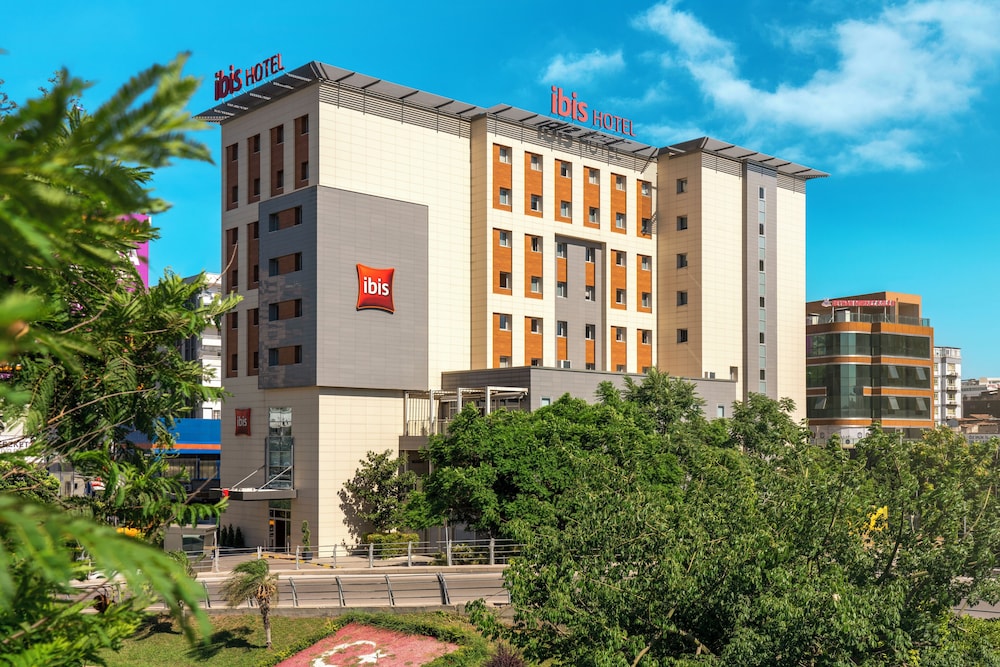 Ibis Adana 9/62