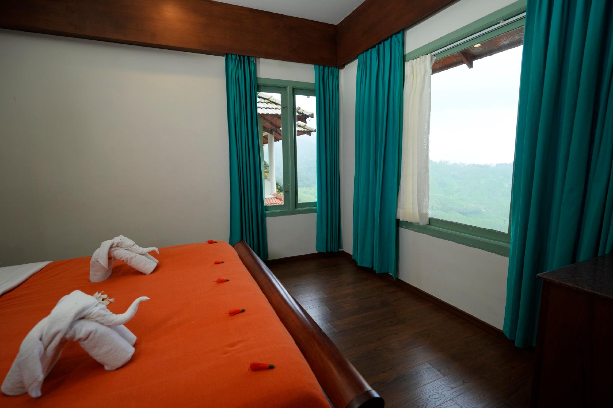 Family, King Bed, Valley View, Balcony