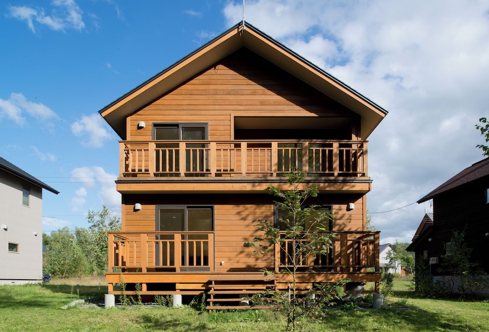 Country Resort Niseko (ex The Chalets at Country Resort) 6/77