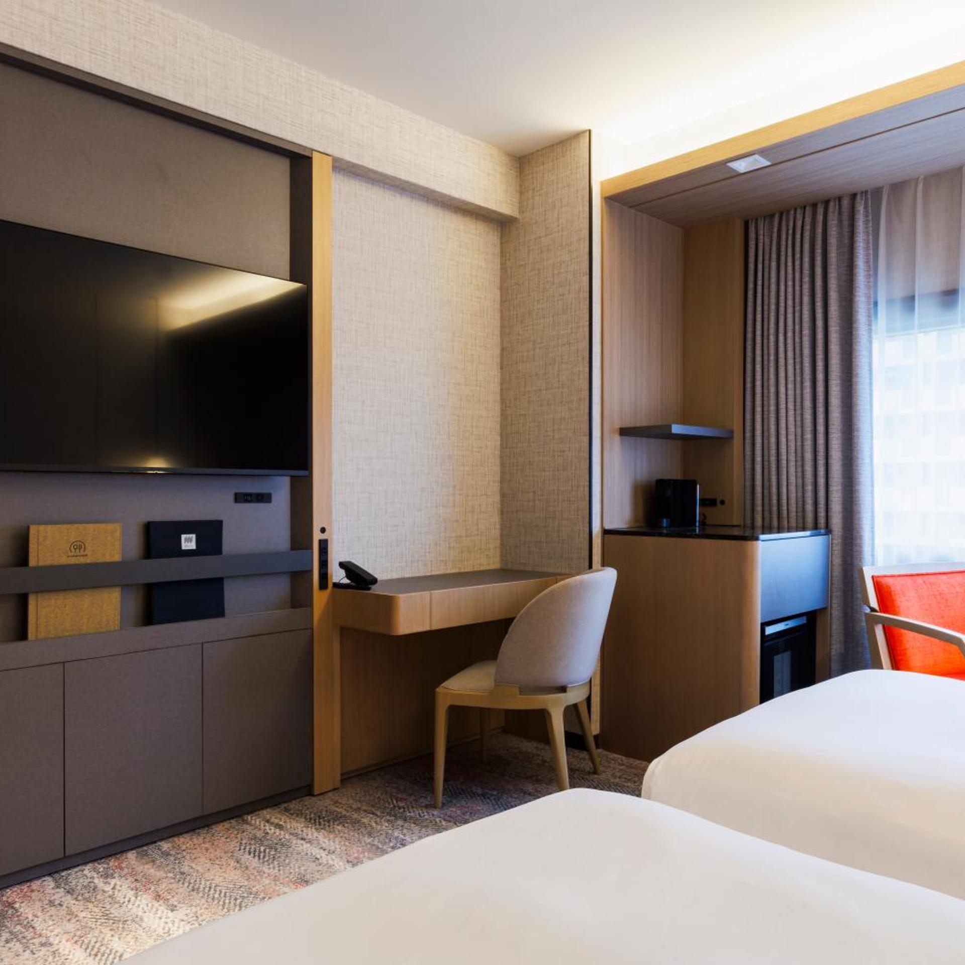 غرفة سوبيريور بسريرين منفصلين، Hotel Metropolitan Edmont 2/5