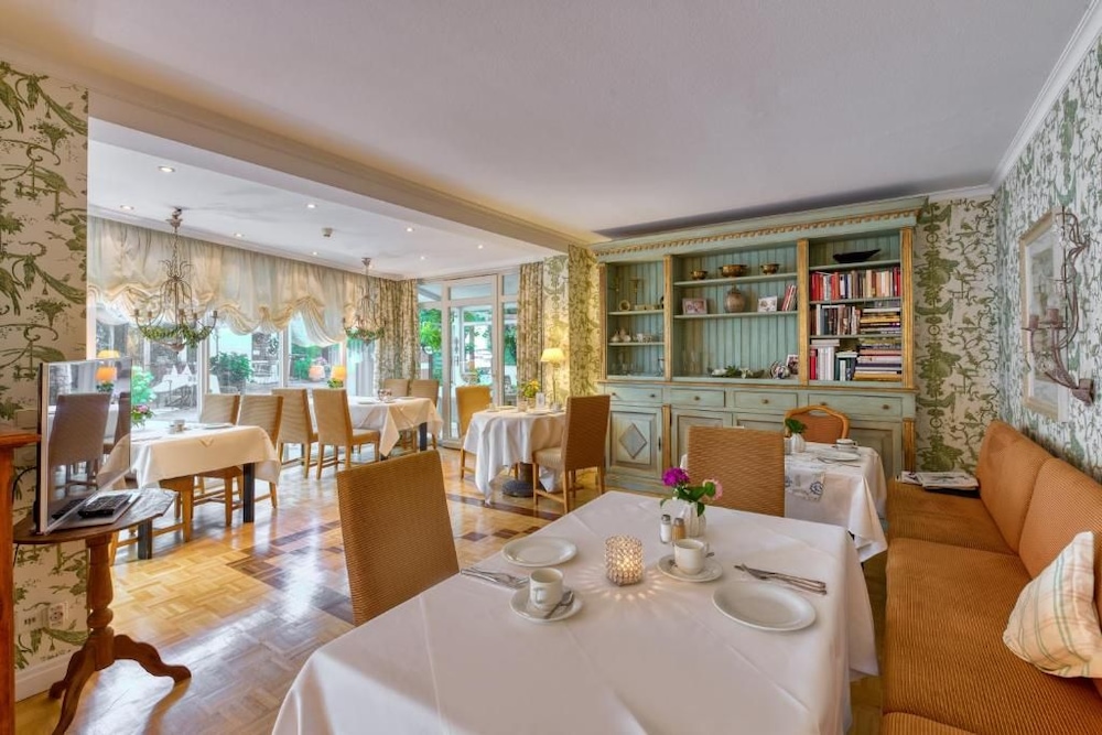 Hotel Restaurant Alt Vellern 28/48