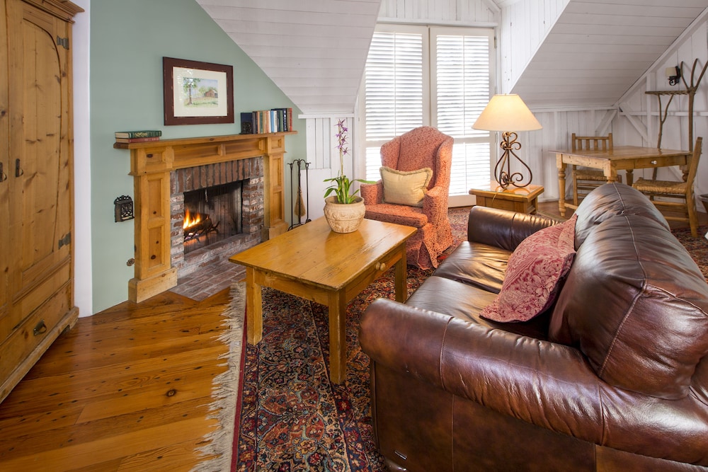 Simpson House Inn 35/50