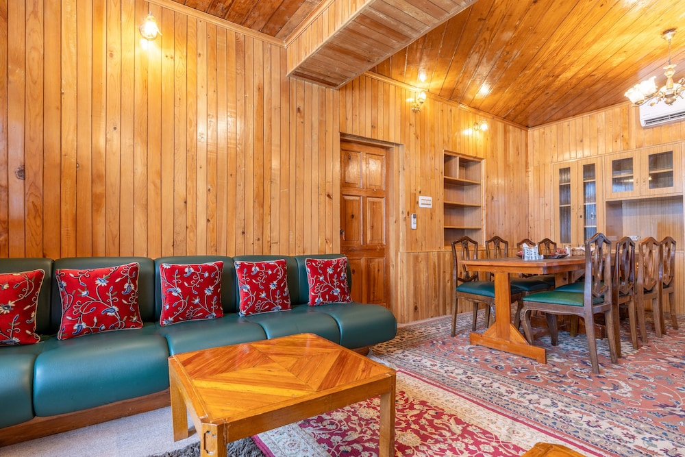 HEEVAN HOTEL 29/50