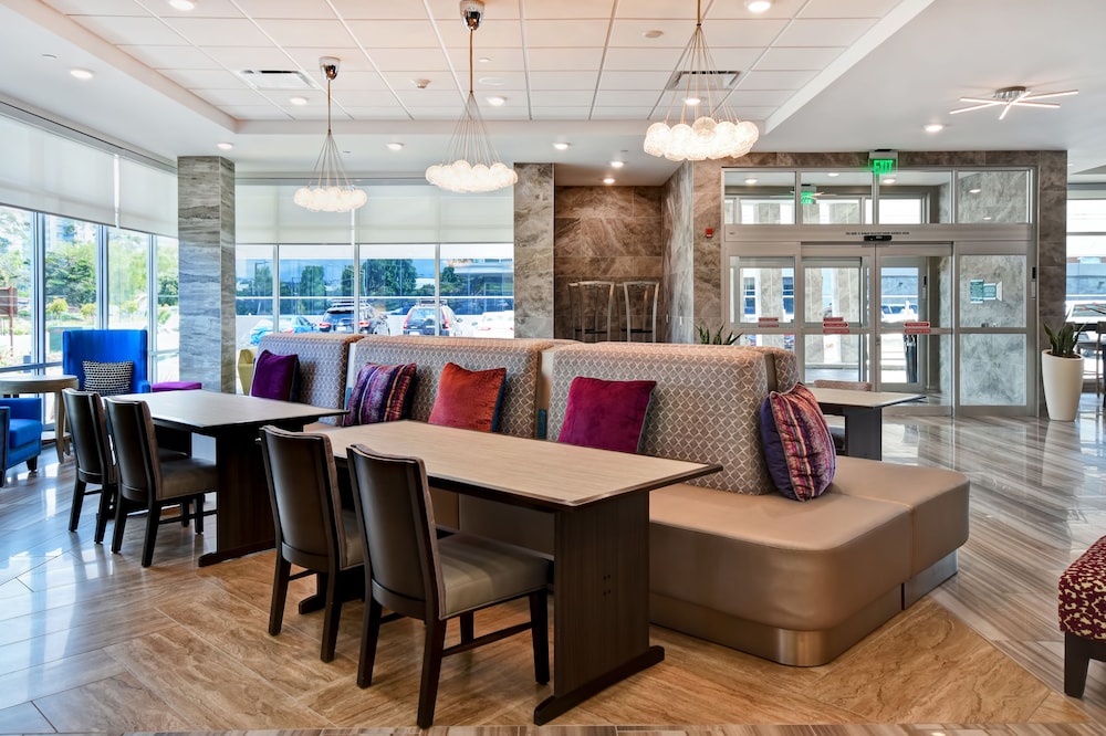 Home2 Suites by Hilton San Francisco Airport North 38/51