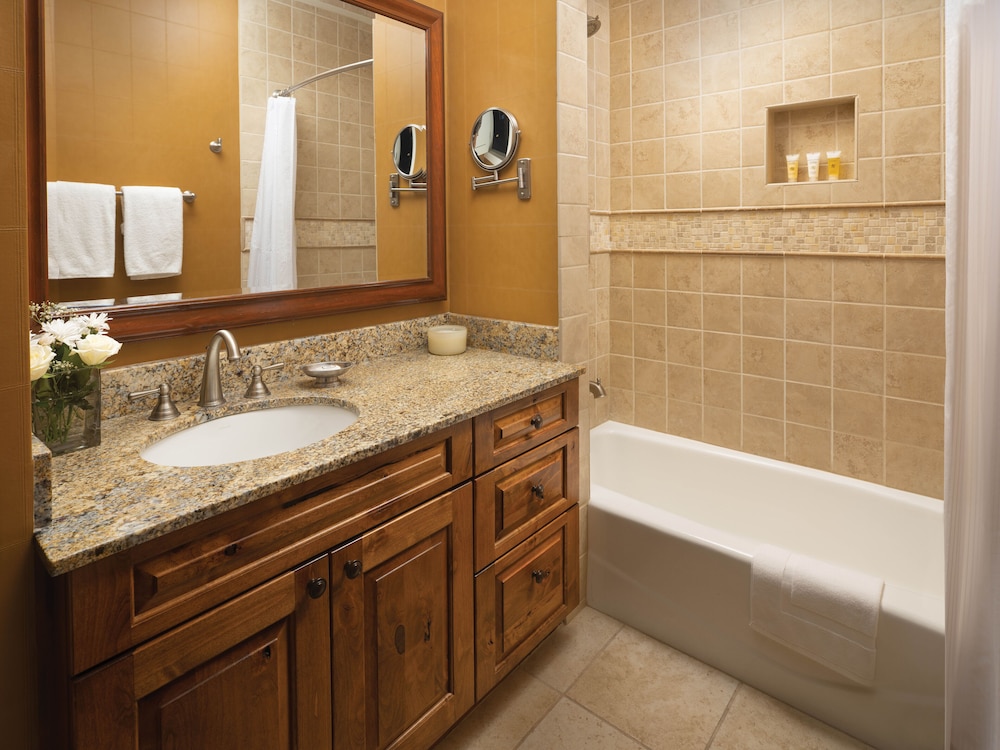 Hyatt Mountain Lodge 45/49