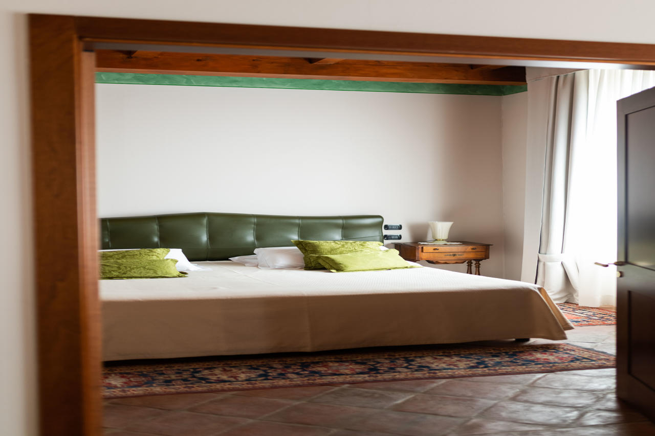Albergo dell Agenzia 23/76