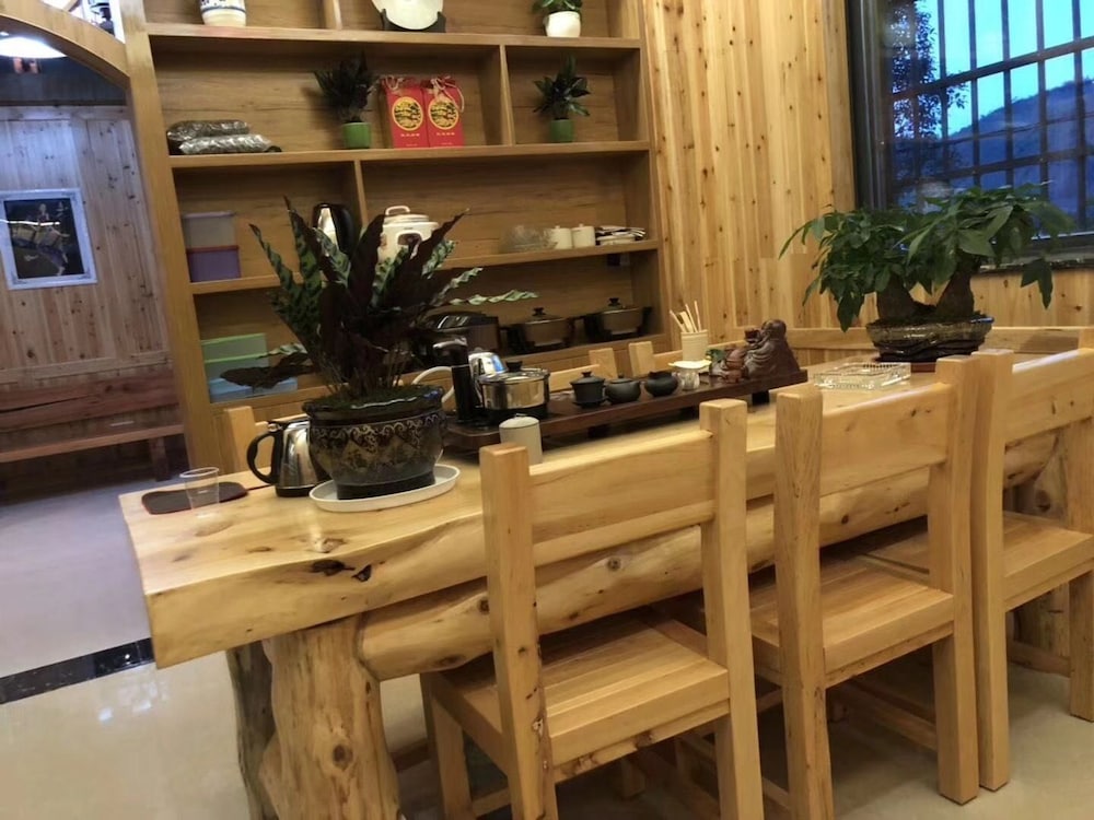 Zhangjiajie Yunqi Inn 10/10