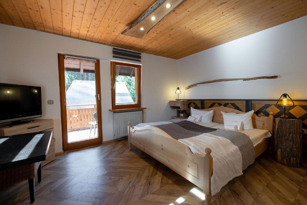 Krauter Chalet 6/48