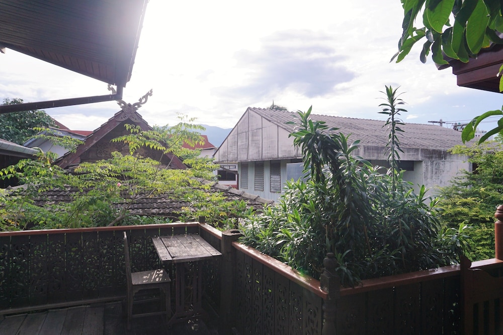Tiptopthai House 44/50